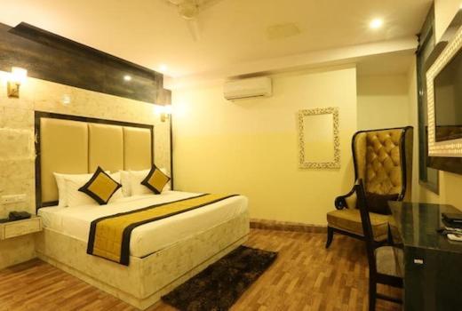 Hotel plazzo Nuova Delhi Esterno foto