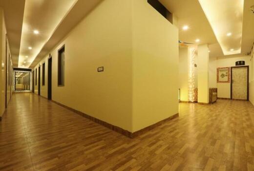 Hotel plazzo Nuova Delhi Esterno foto
